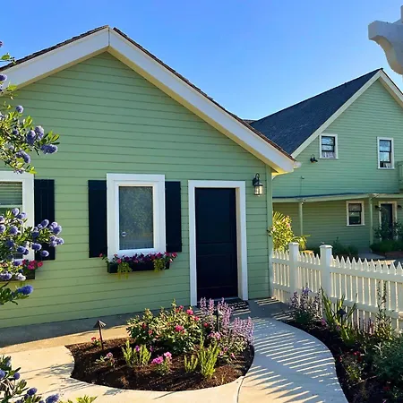 The Edenwild Boutique Inn Lopez Island Exterior photo
